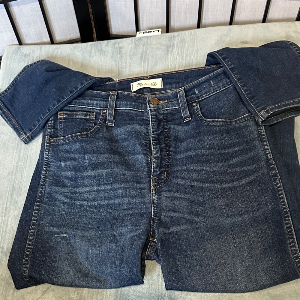 Madewell 10” High Rise Distressed Dark Blue Denim Jeans EUC Size 29